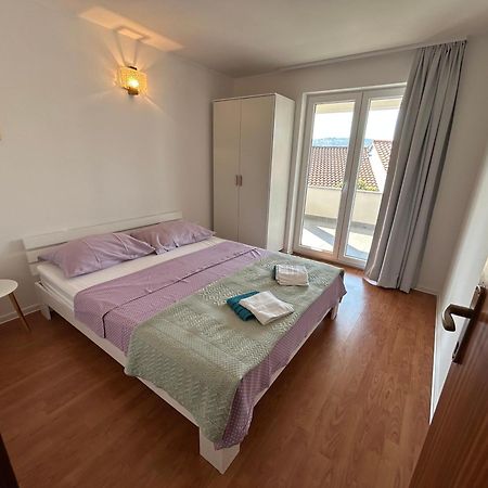 Apartmani Rita Slatine Bagian luar foto