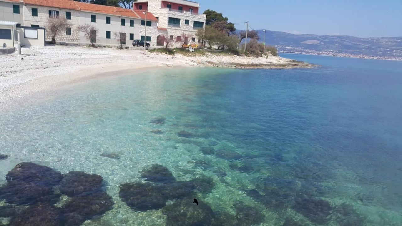 Apartmani Rita Slatine Bagian luar foto