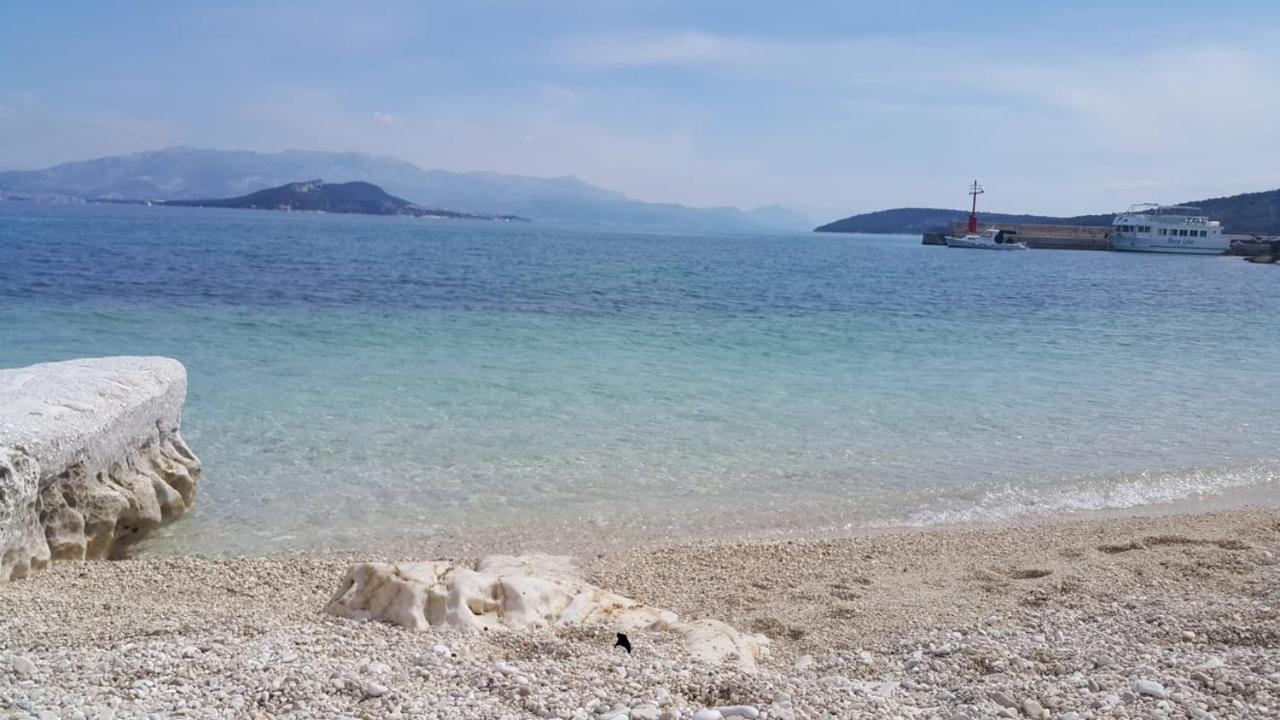 Apartmani Rita Slatine Bagian luar foto