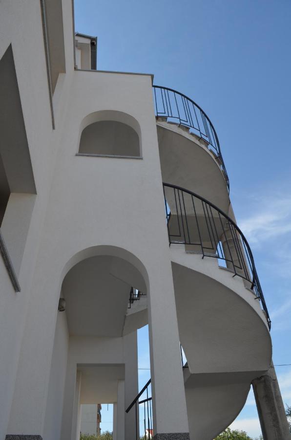 Apartmani Rita Slatine Bagian luar foto