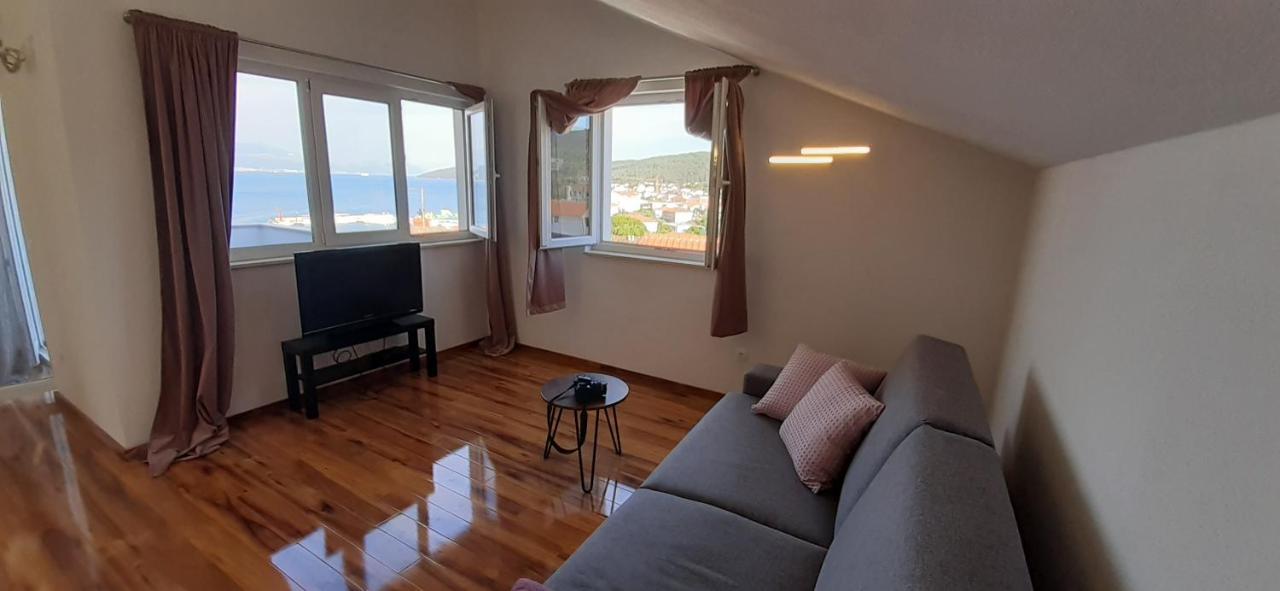 Apartmani Rita Slatine Bagian luar foto
