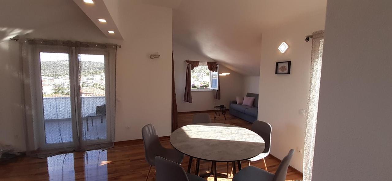 Apartmani Rita Slatine Bagian luar foto