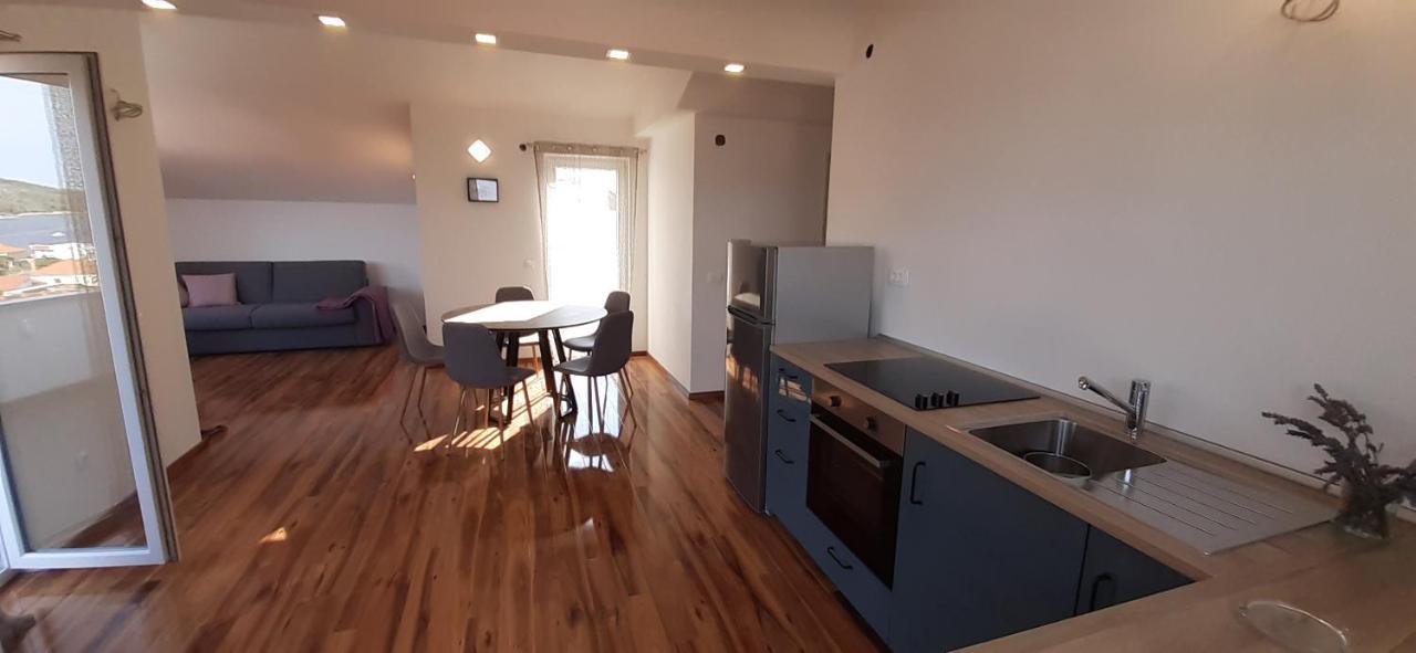 Apartmani Rita Slatine Bagian luar foto