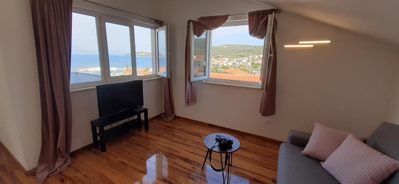 Apartmani Rita Slatine Bagian luar foto