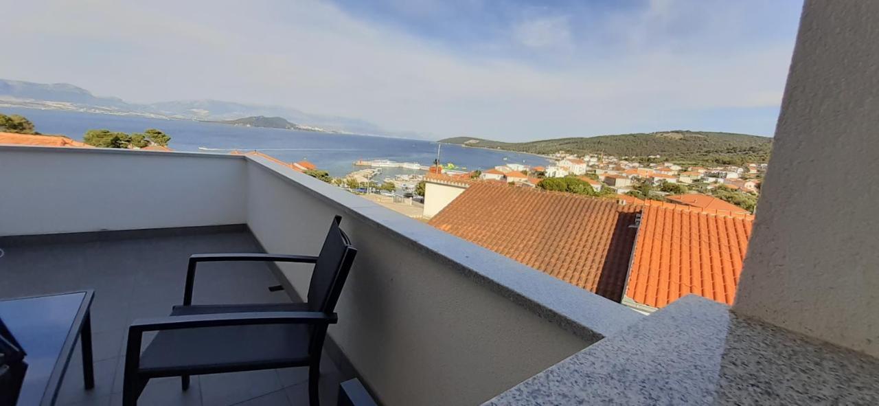 Apartmani Rita Slatine Bagian luar foto