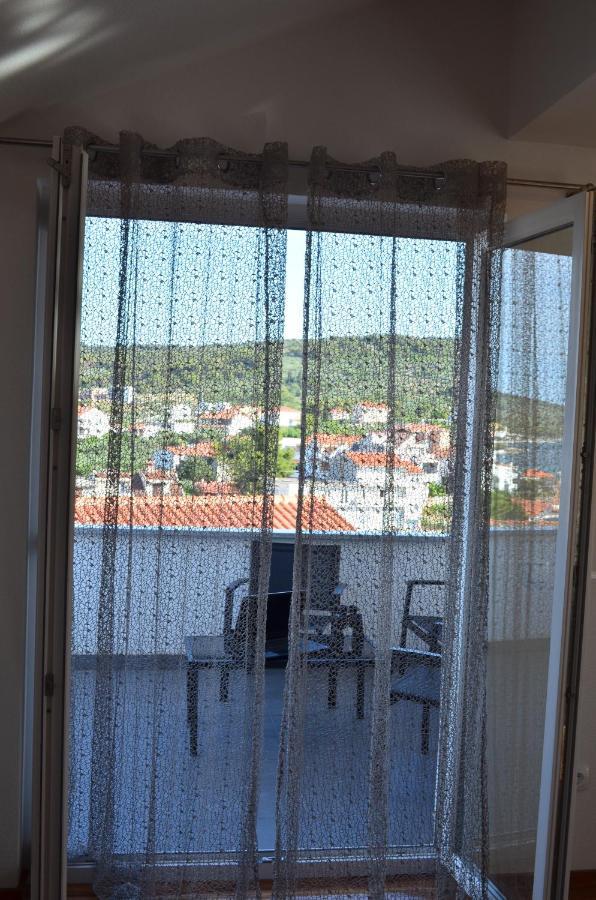 Apartmani Rita Slatine Bagian luar foto