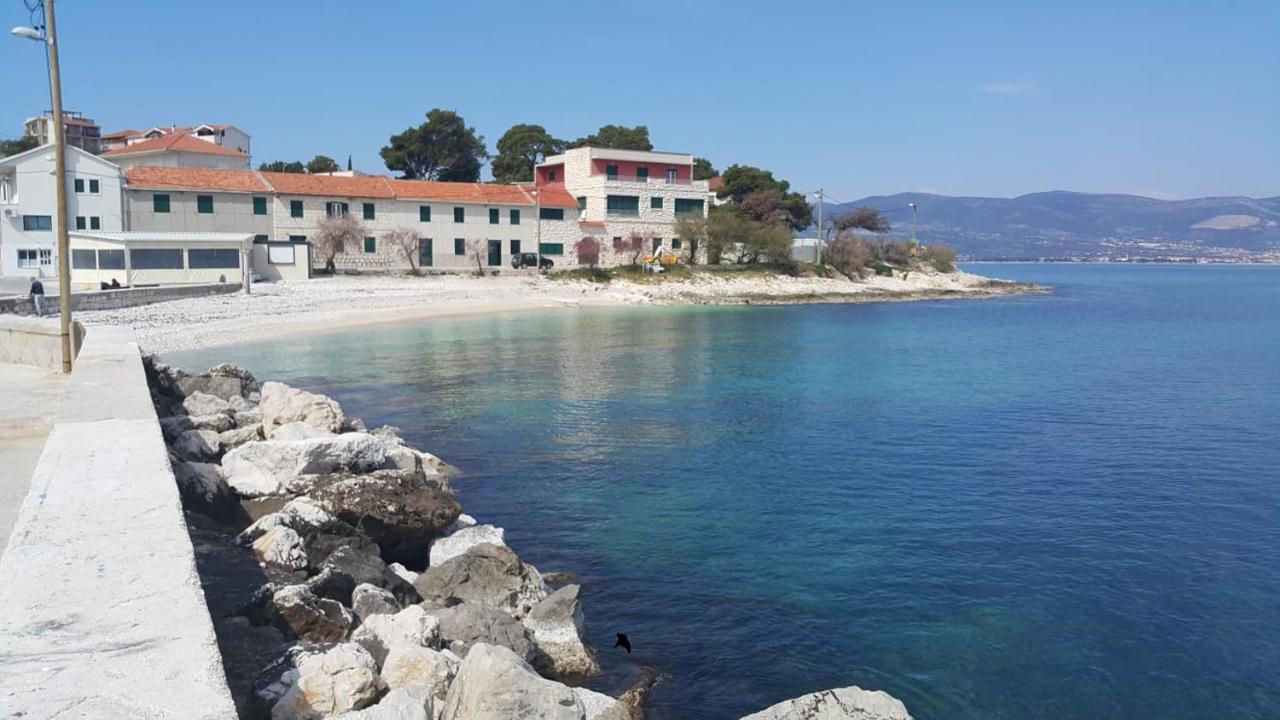 Apartmani Rita Slatine Bagian luar foto