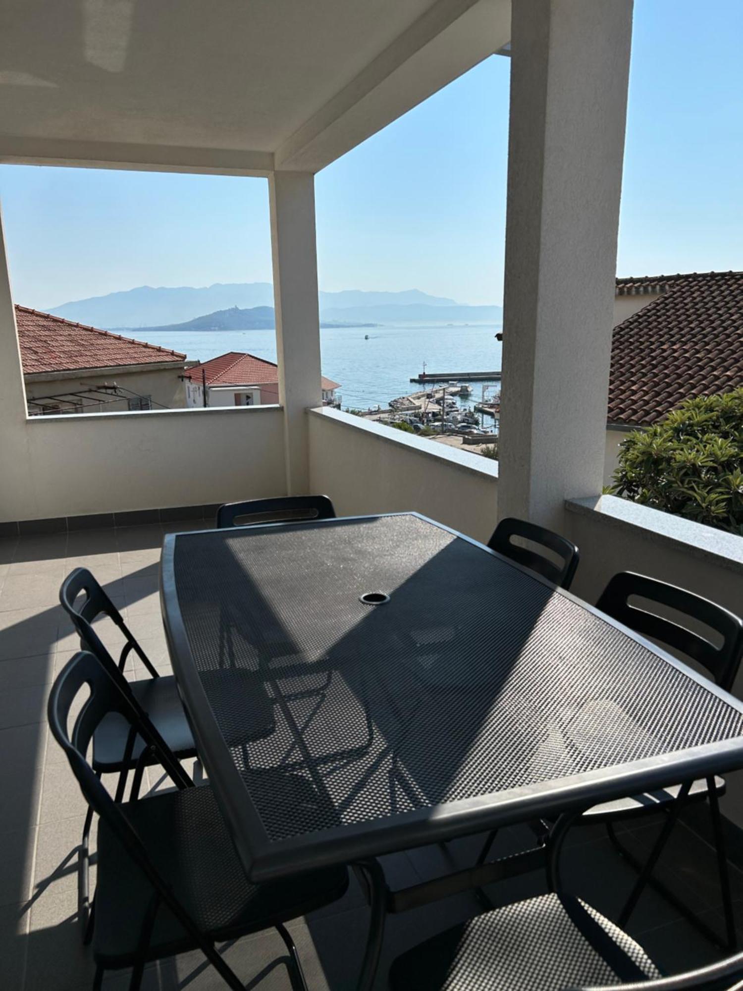 Apartmani Rita Slatine Bagian luar foto