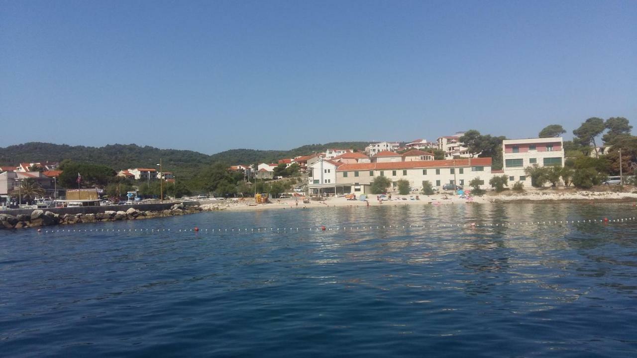 Apartmani Rita Slatine Bagian luar foto