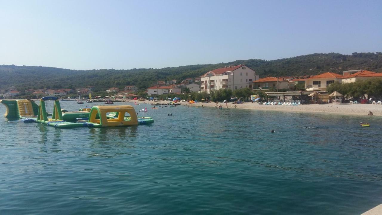 Apartmani Rita Slatine Bagian luar foto