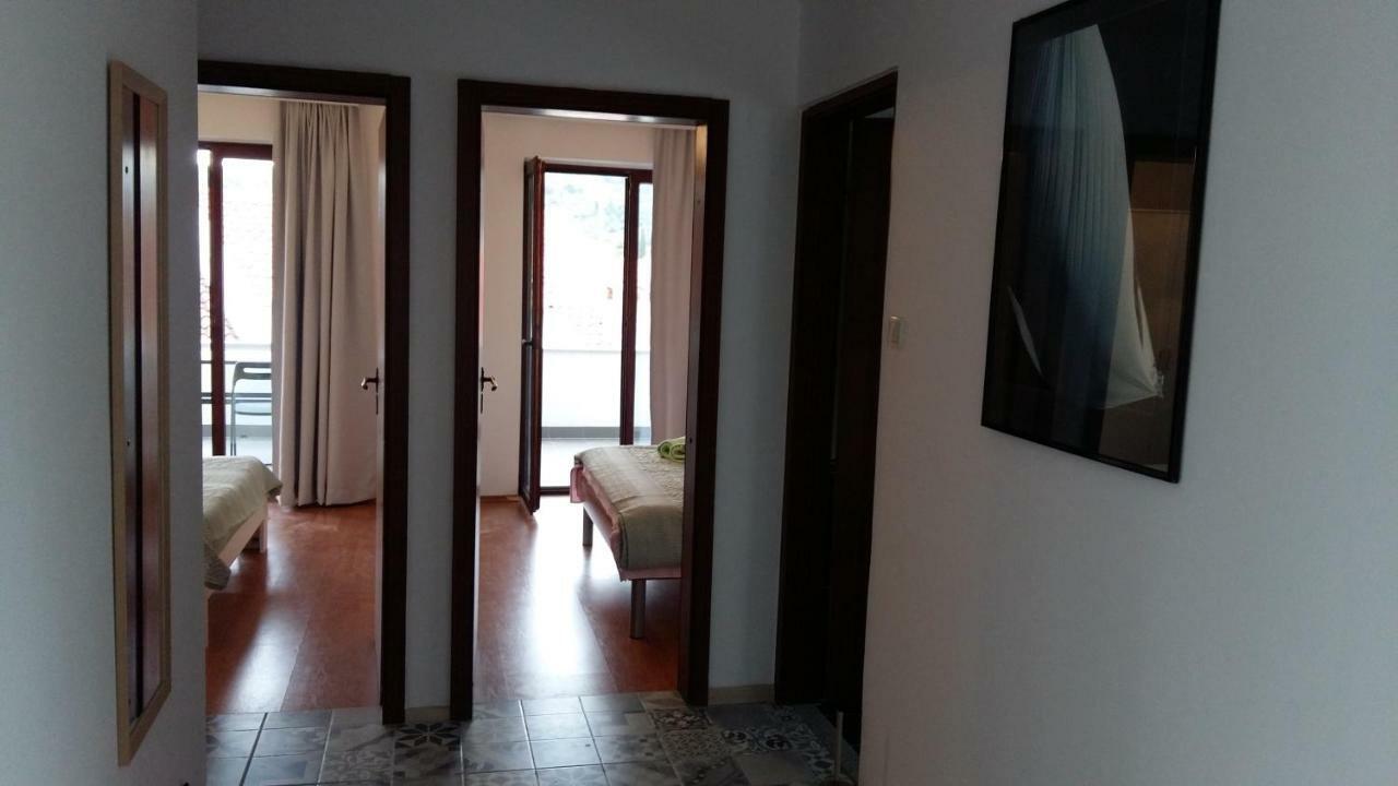 Apartmani Rita Slatine Bagian luar foto