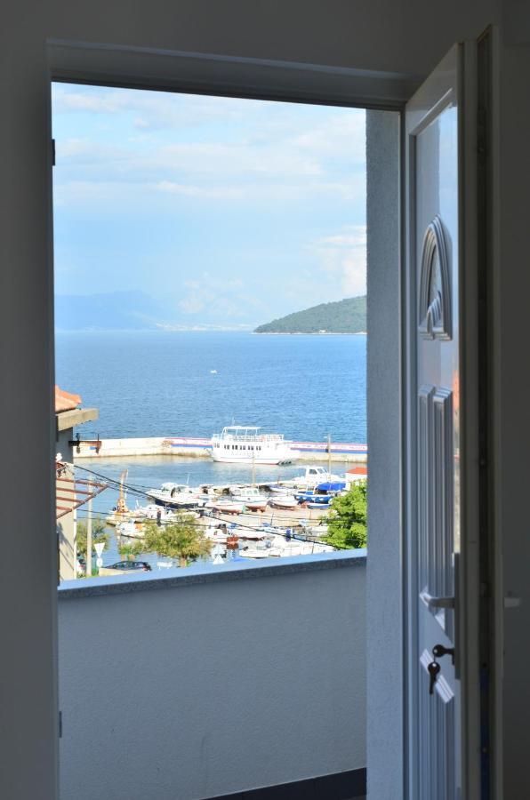 Apartmani Rita Slatine Bagian luar foto