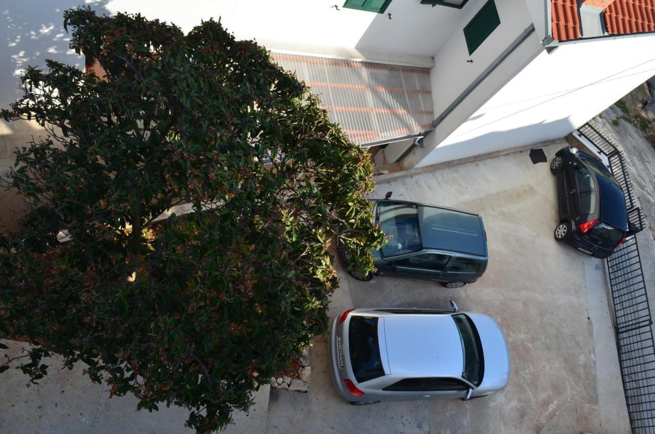 Apartmani Rita Slatine Bagian luar foto