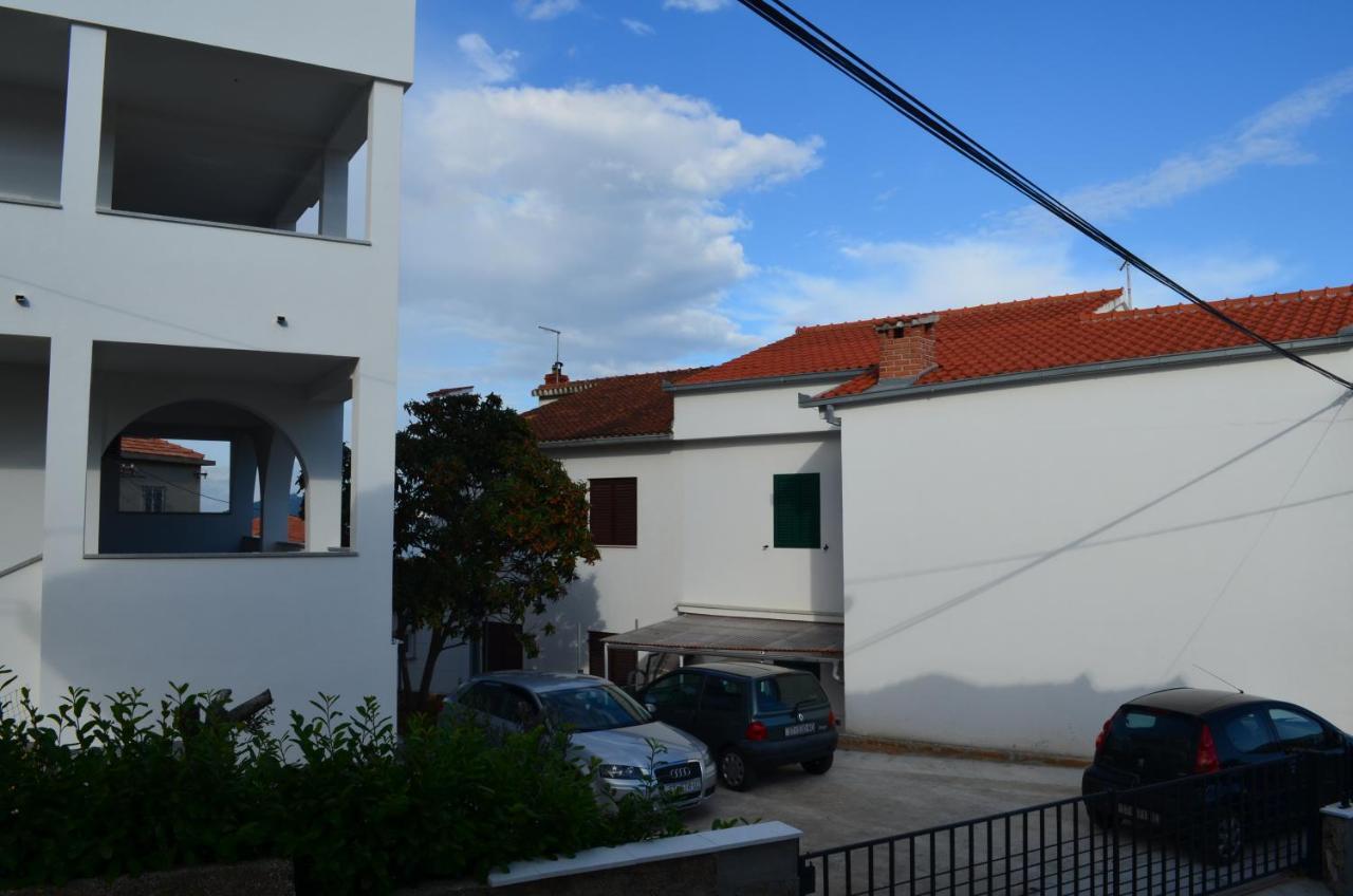 Apartmani Rita Slatine Bagian luar foto