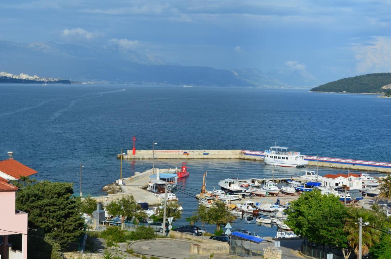 Apartmani Rita Slatine Bagian luar foto